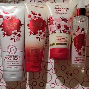 Both & Body Works (4) Japanese cherry blossom Body Cream, Wash, Scrub, SHimmer